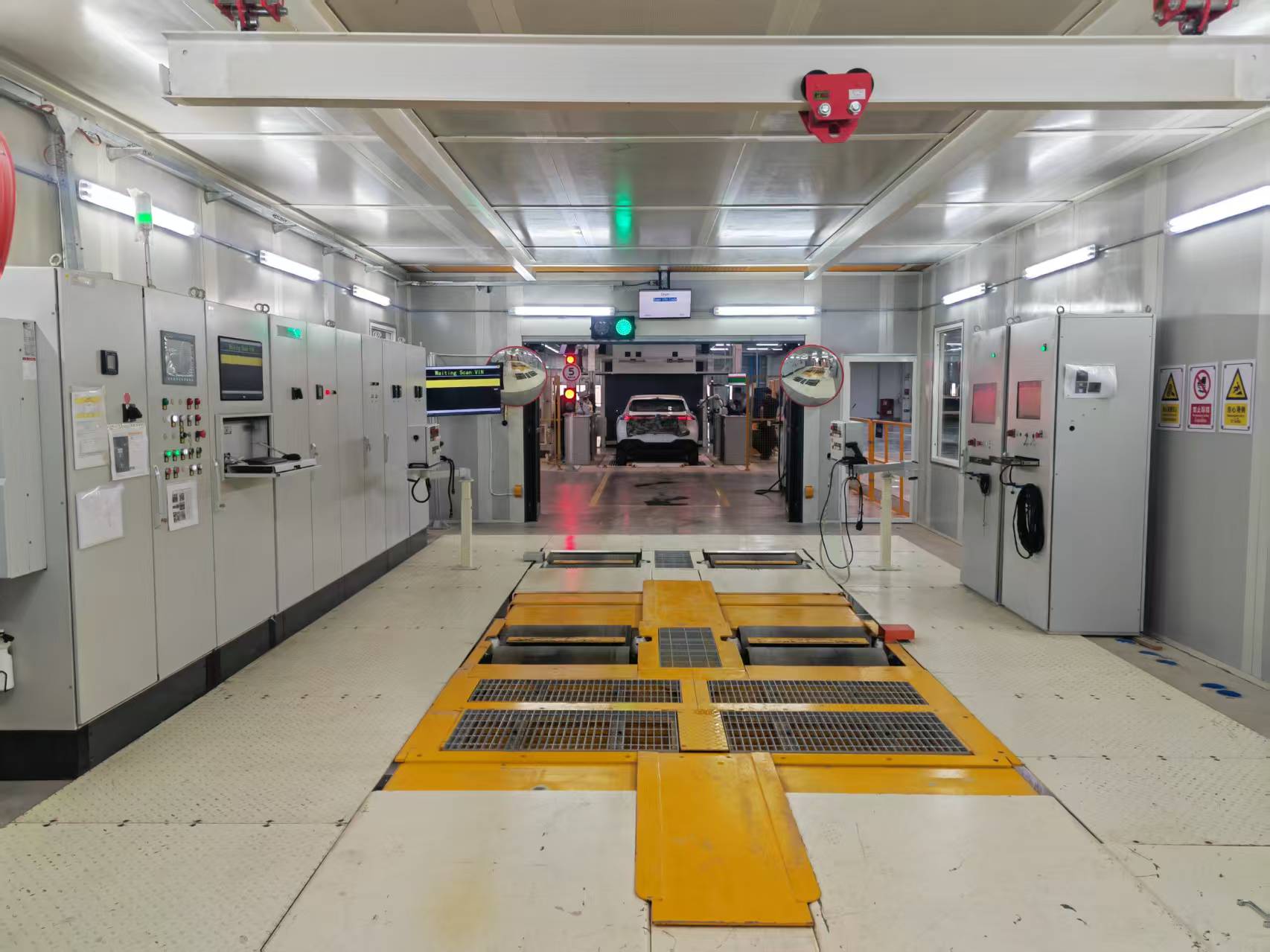 综合转毂试验台